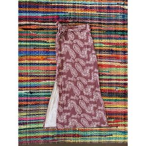 Bodycon Pasiley midi skirt